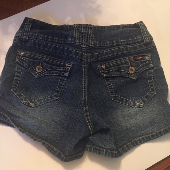 Angels Mini Stretch Denim Shorts Size 6 - Picture 2 of 6